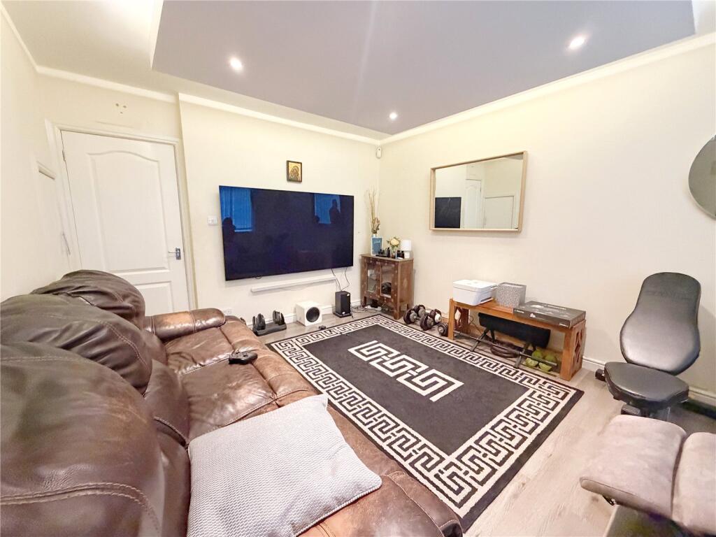 House in Manchester, Greater Manchester - View 3