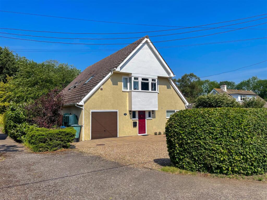 Main image of property: Harleston Road, Weybread, Diss