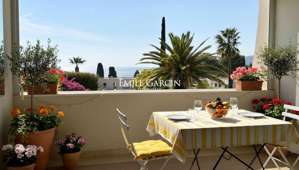 Main image of property: Provence-Alps-Cote d`Azur, Bouches-du-Rhône, Cassis