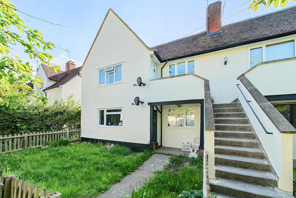 Main image of property: Birchwood Road, West Byfleet, KT14