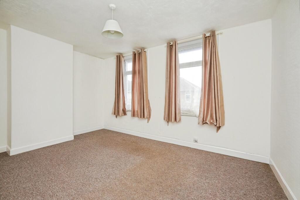 House in Dover, Elms Vale - More