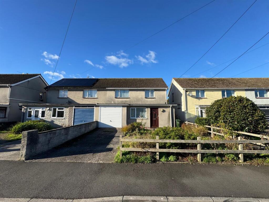 Main image of property: Nut Tree Close, East Huntspill