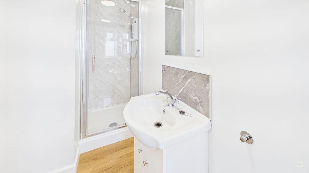 House in Bath - View 3
