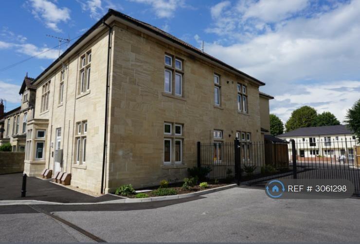 Bradford Road, Trowbridge, BA14
