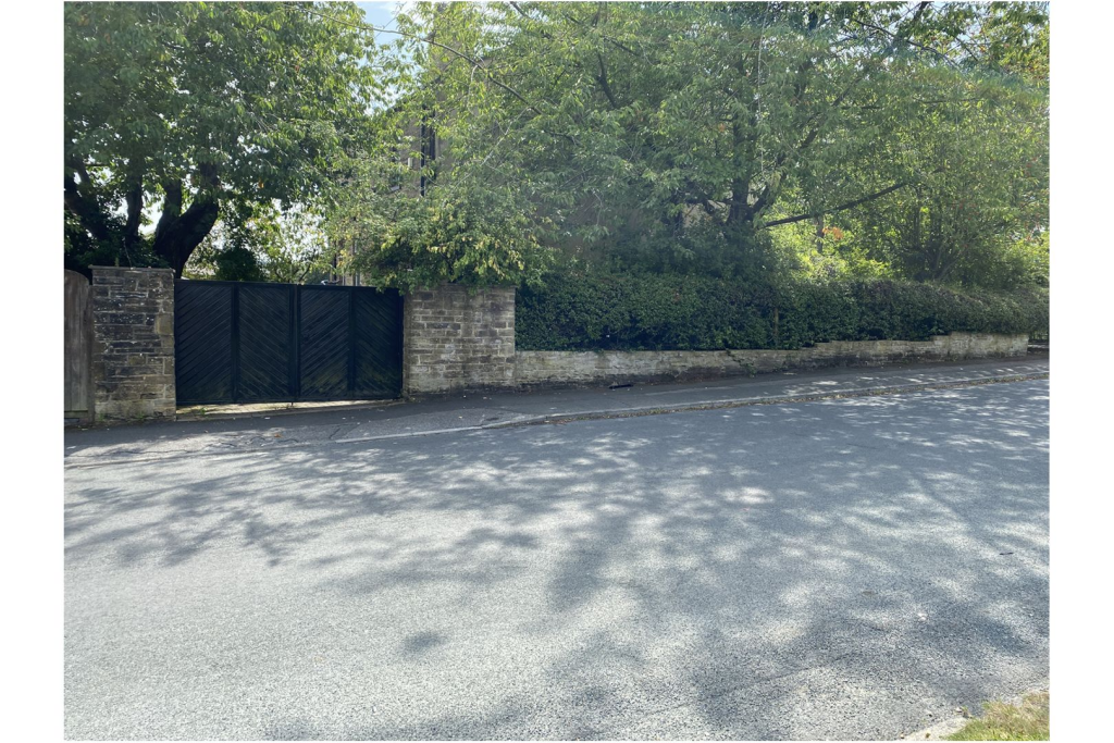 Shuttleworth Lane, Bradford, BD8 photo 2