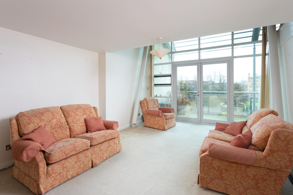 Apartment in York - View 4
