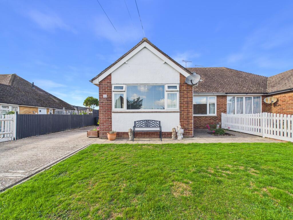 3-bed semi-detached on Romney Road, Polegate, BN26, £375,000