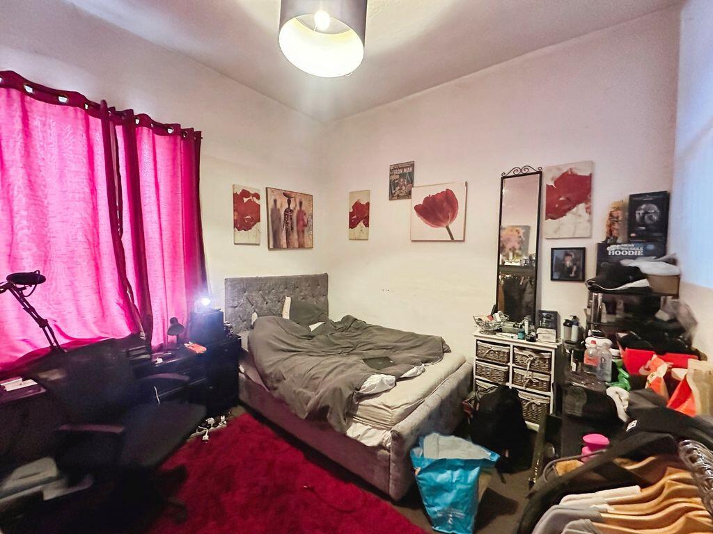 Apartment in Bury, Greater Manchester - View 2