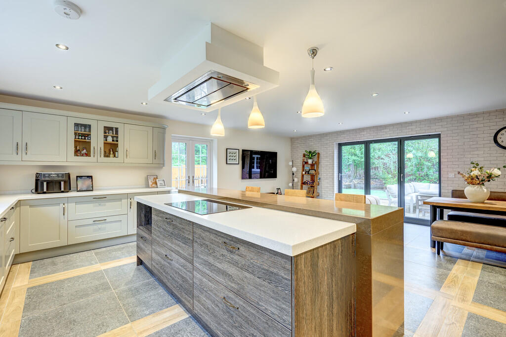 House in Newcastle-under-Lyme, Loggerheads - View 2