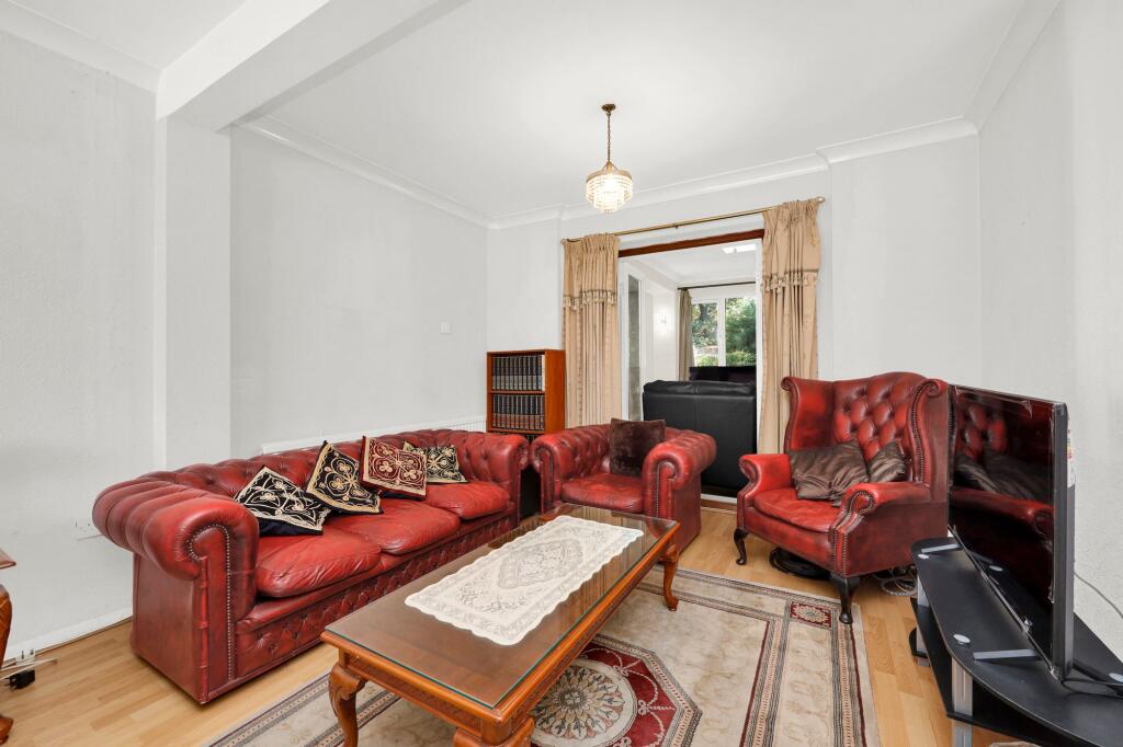 House in London - View 5