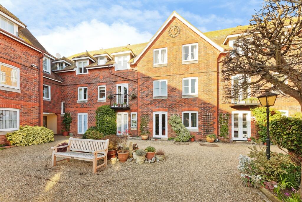 Main image of property: Gange Mews, Faversham