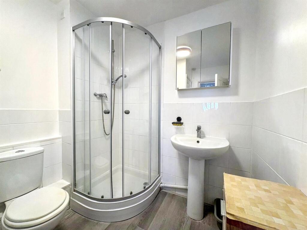 Apartment in Brighton - View 4