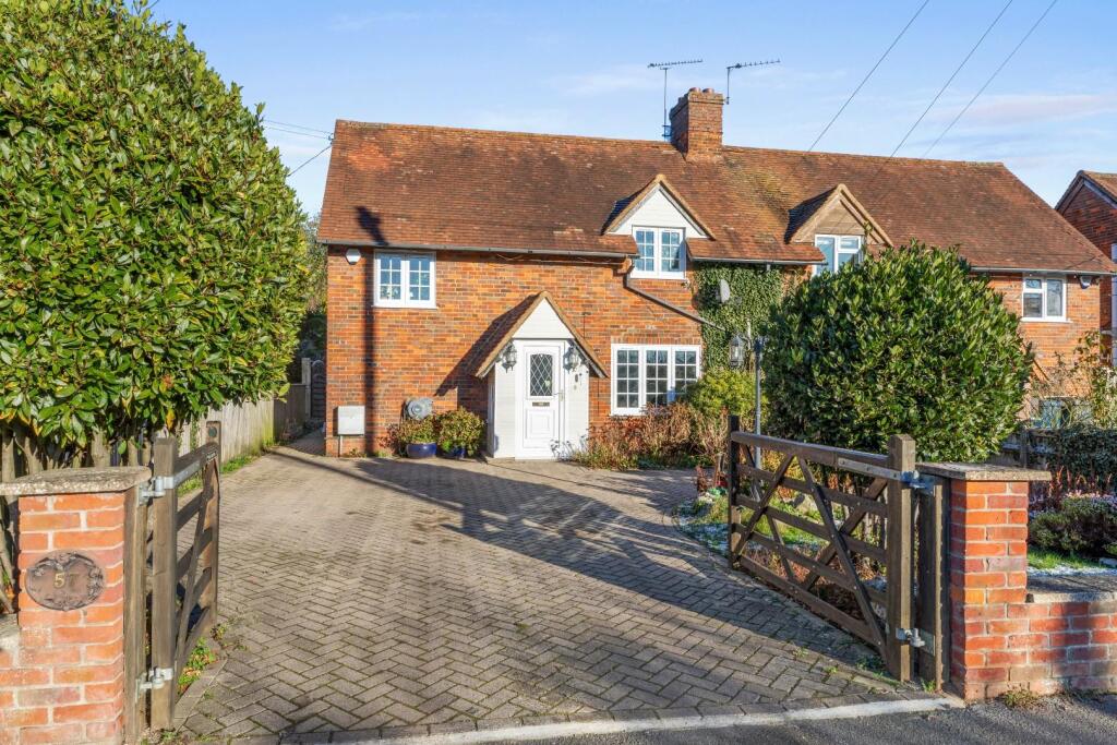 Main image of property: Chestnut Lane, Amersham, Buckinghamshire, HP6 6EP