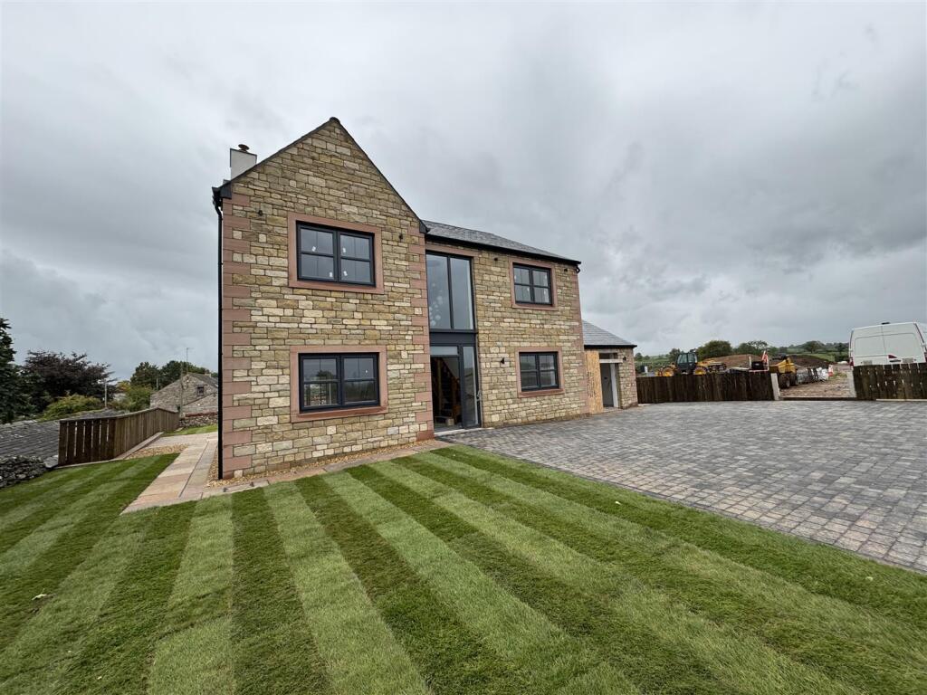 House in Carlisle - View 4