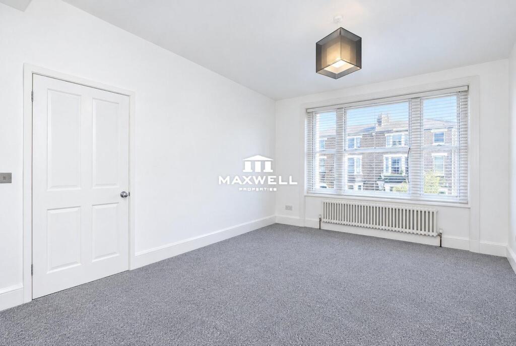 Apartment in London - View 3