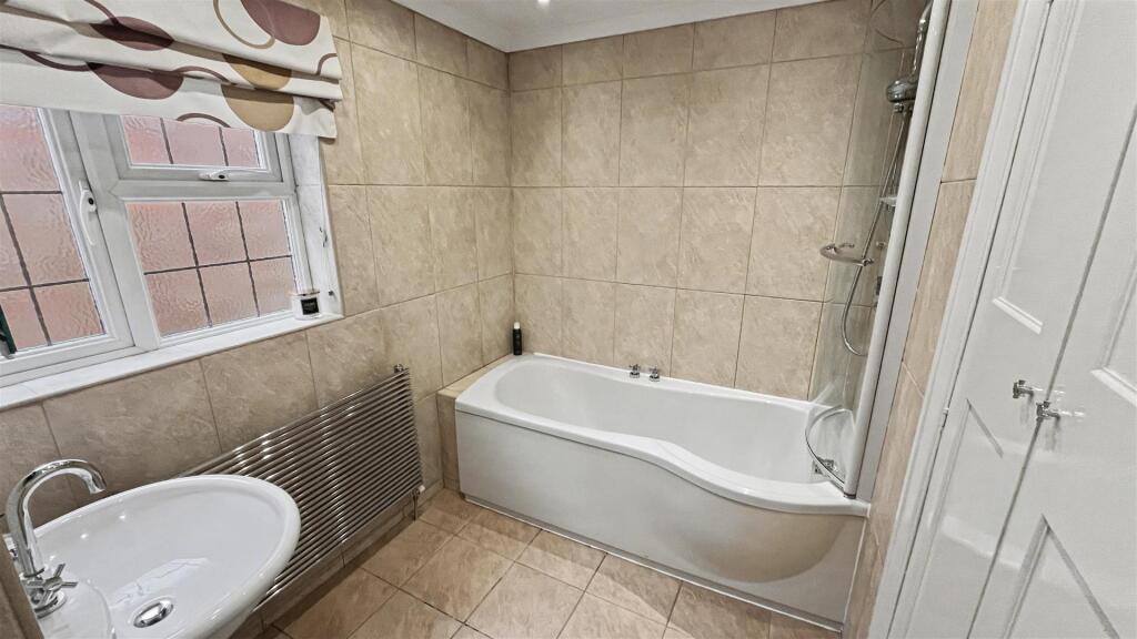 Additional image 19 of Moor Green Lane, Moseley