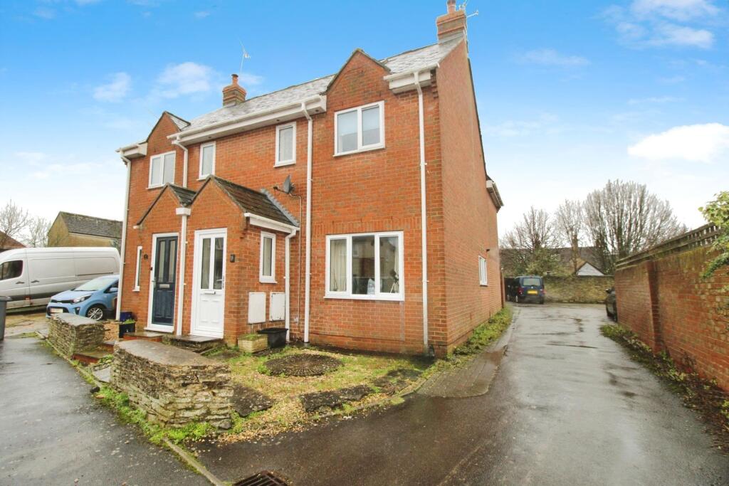 Main image of property: Horse Fair Lane, Cricklade, SN6