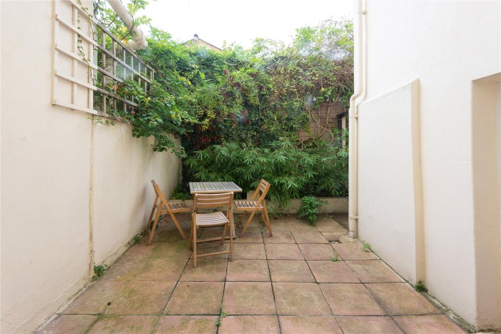 Property photo 8