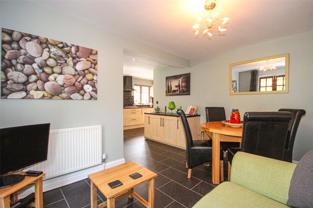 House in East Devon, Uplyme - View 4