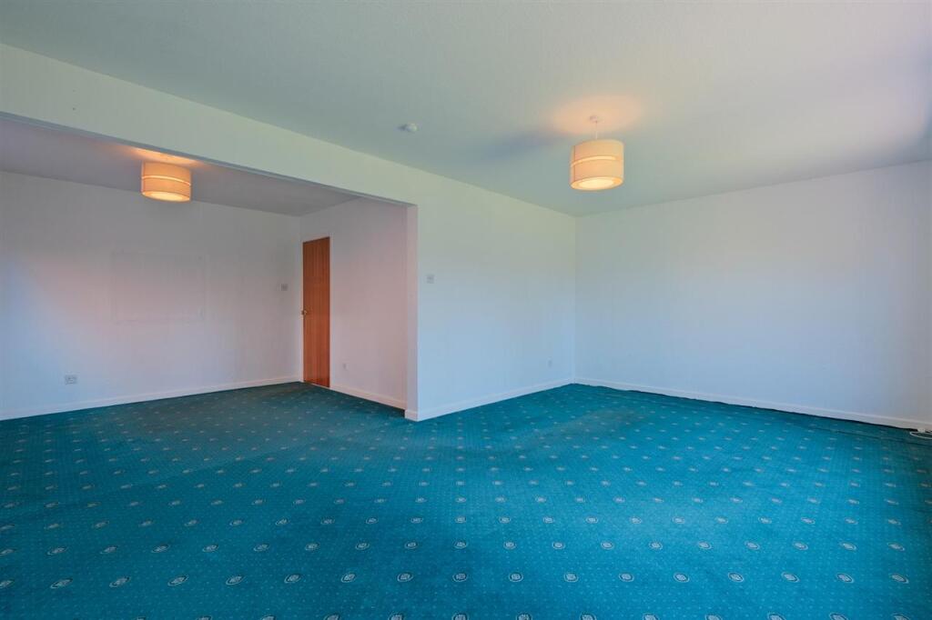 House in Hamilton, Barncluith, Silvertonhill - View 4