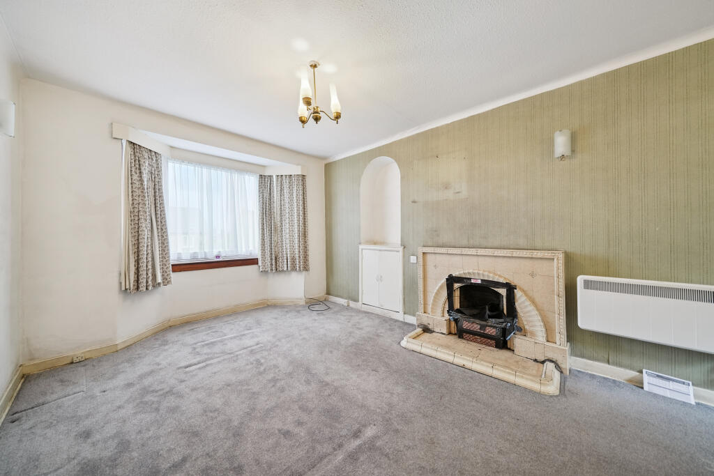 Sunnybank Drive, Clarkston, Glasgow, G76 photo 2