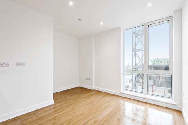 Apartment in Bracknell, Easthampstead - View 2