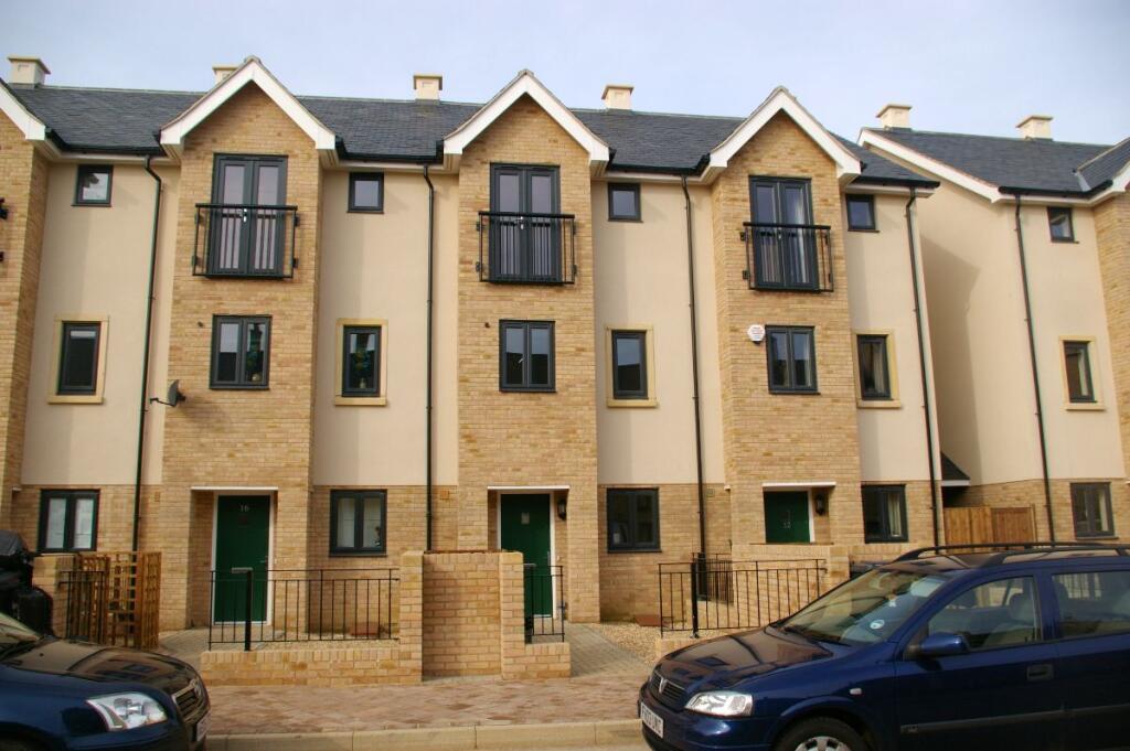 Main image of property: Room 3, Circus Drive, Cambridge