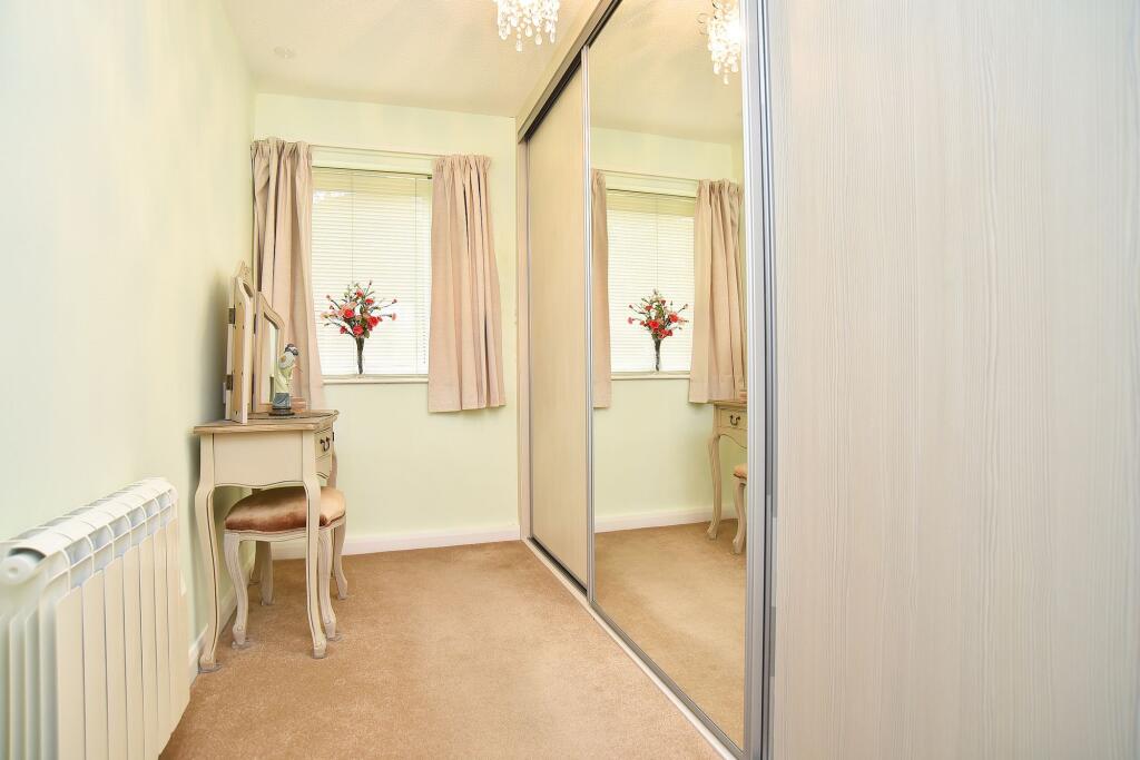 East Park Road, Harrogate, HG1 - View 5