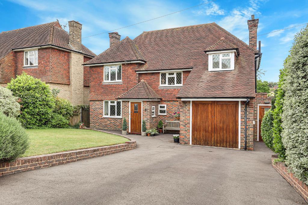 Main image of property: Ewhurst Avenue, South Croydon, CR2 0DH