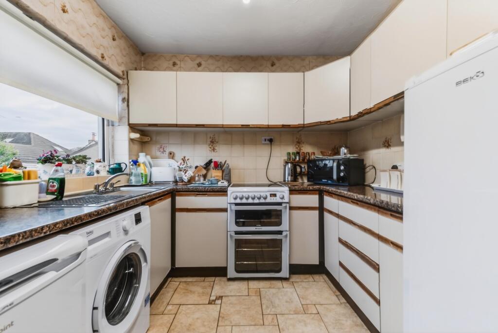 House in Cardiff, Pantmawr, Rhiwbina - View 3