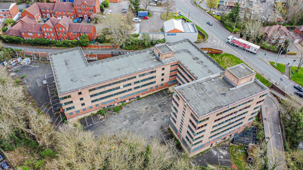 Additional image 2 of Great Cornbow, Halesowen