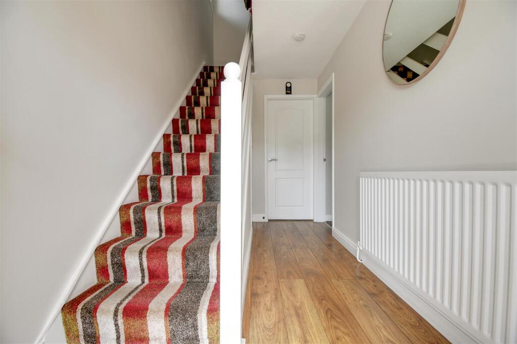 St. Bernard Close, Broughton photo 2