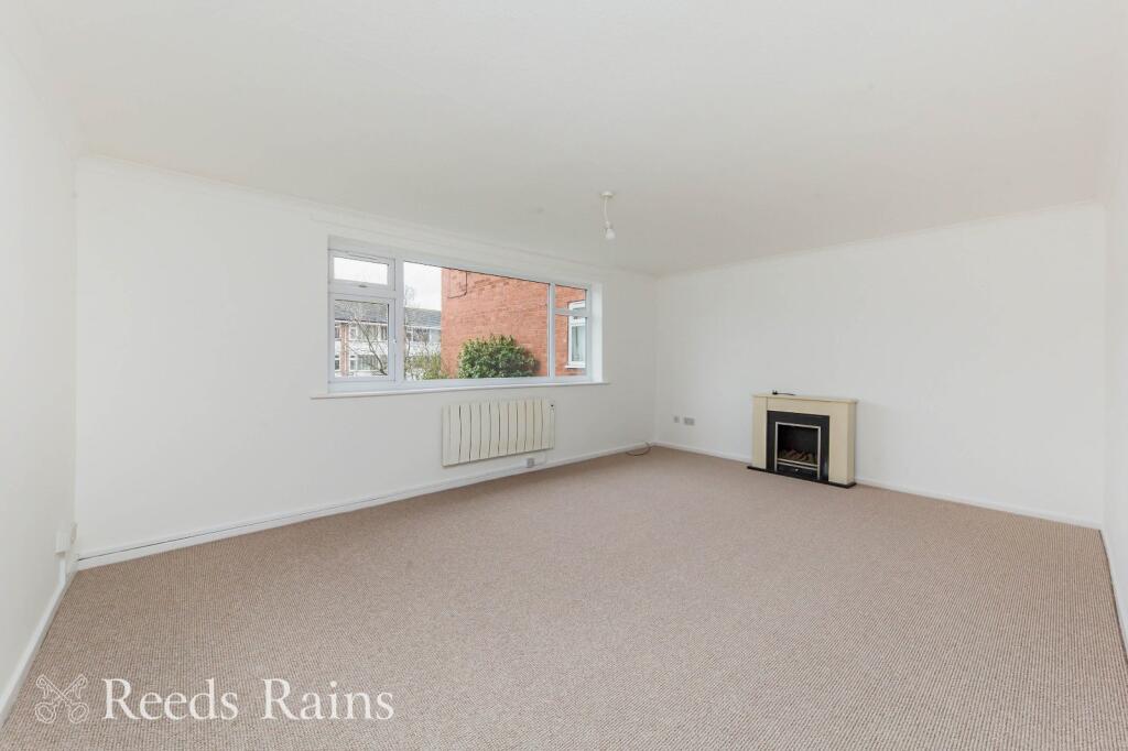 Beech Farm Drive, Tytherington, Macclesfield, Cheshire, SK10 photo 3