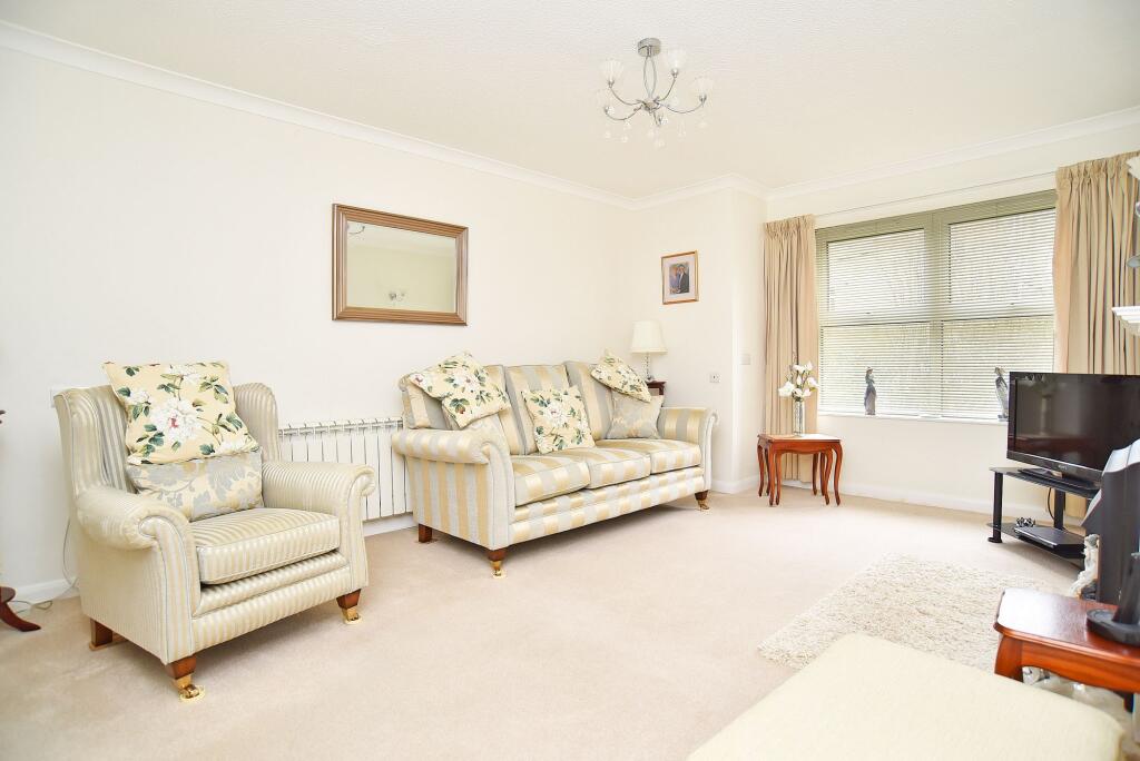 East Park Road, Harrogate, HG1 - View 6