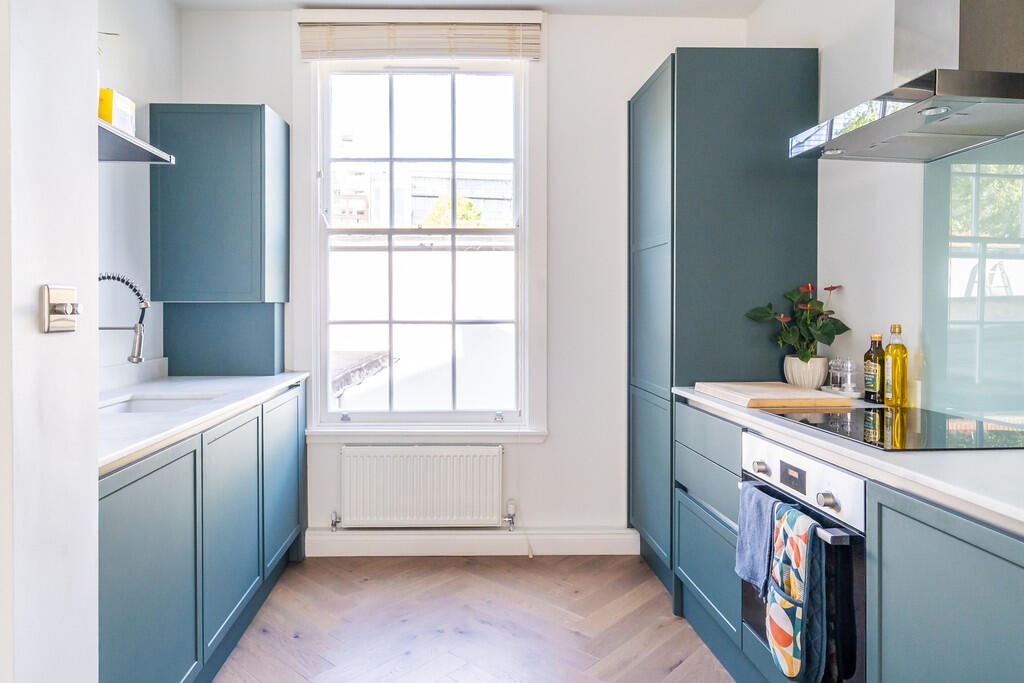 Apartment in London - More