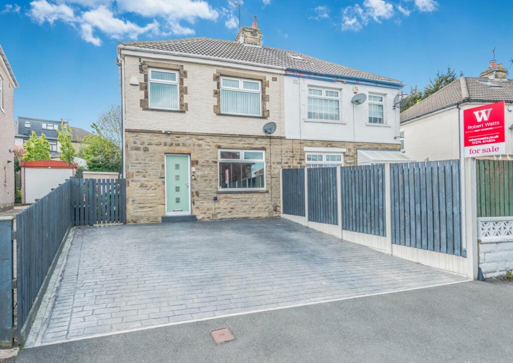 Leafield Crescent, Eccleshill, Bradford, BD2, Bradford