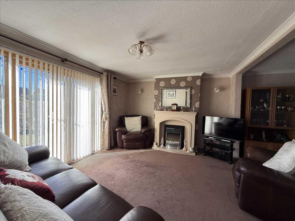 Rodney Drive, Corby photo 3