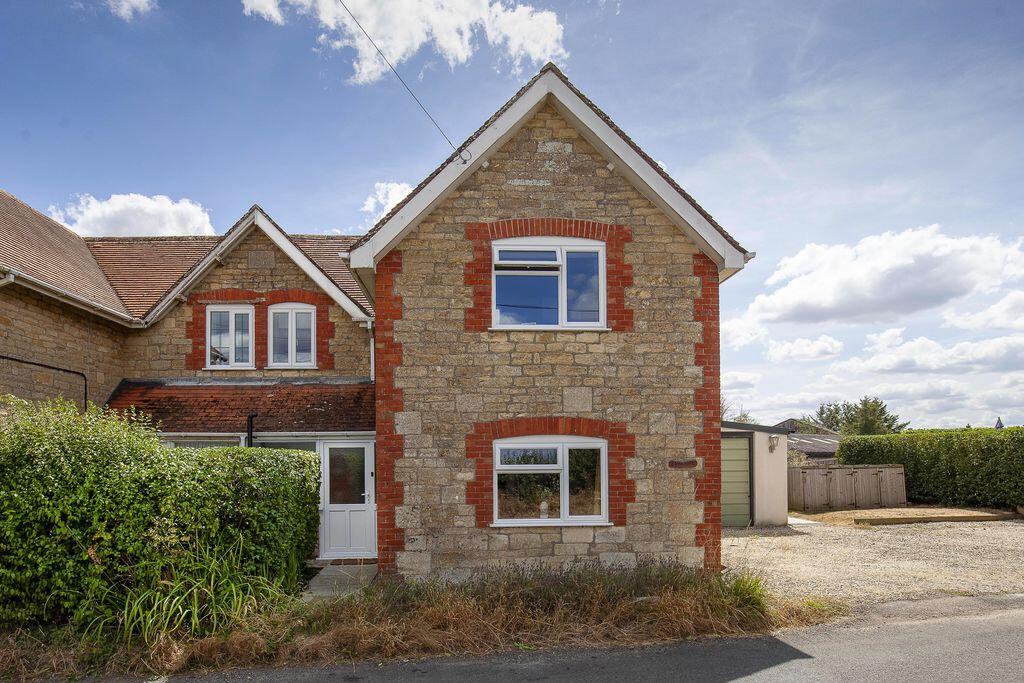 Main image of property: Stour Row