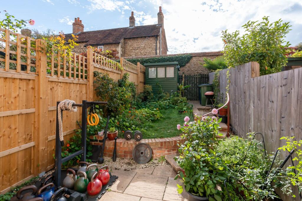 Anne Greenwood Close, Oxford, OX4 photo 4