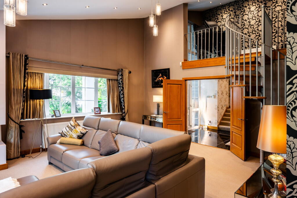 Additional image 6 of Longacres, Park Drive, Little Aston, Sutton Coldfield, B74 3AW