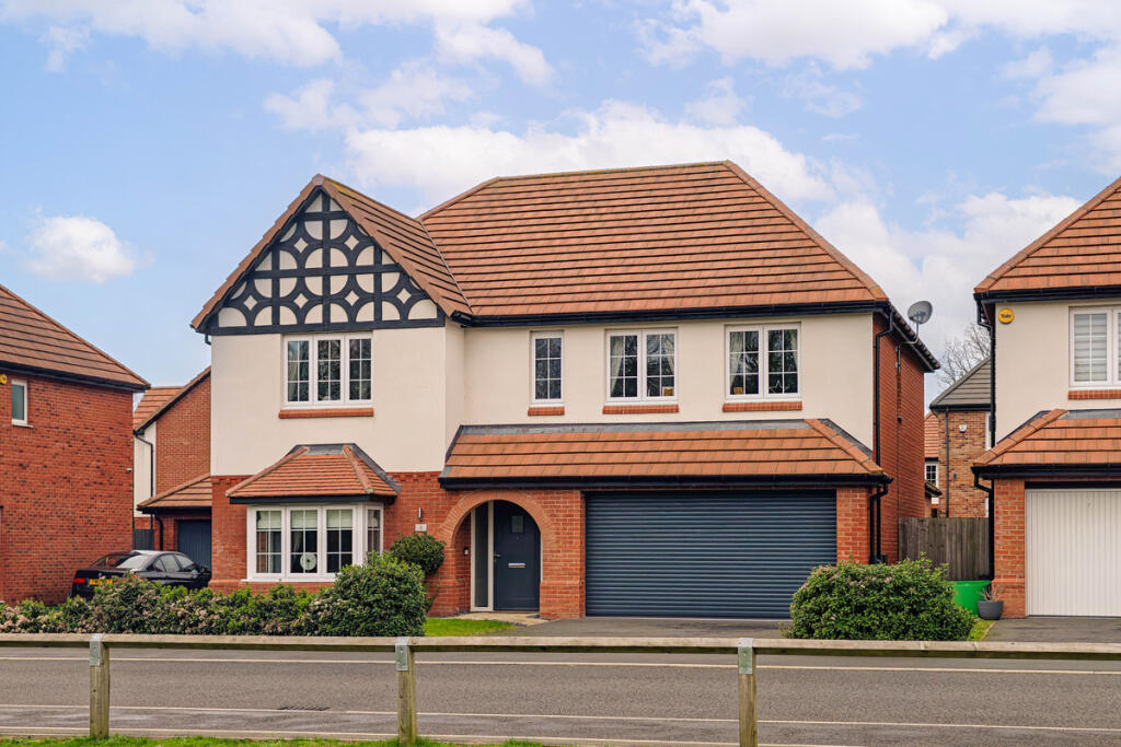 Main image of property: Harvest Crescent, Wollaton, Nottingham, NG8