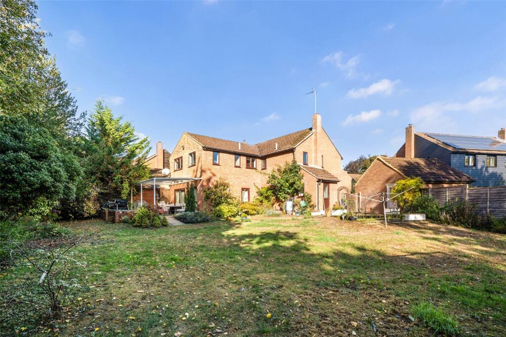 4-bed detached on Saxon Way, Lychpit, RG24, £700,000