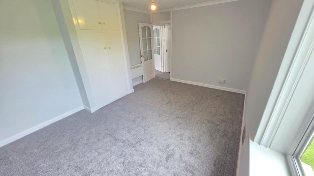 Harlech Court, Curlew Close, Rhiwbina, Cardiff photo 5