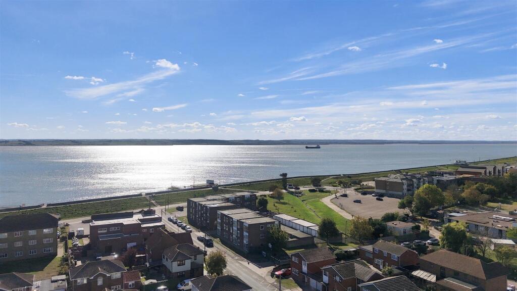 Handel Road, Canvey Island photo 4