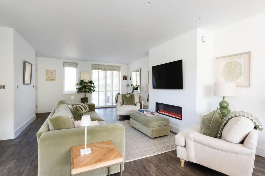 House in Freshford, Bath and North East Somerset - More