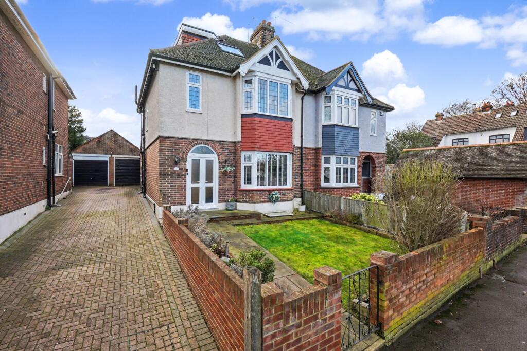 Main image of property: Oxford Road, Upper Gillingham,