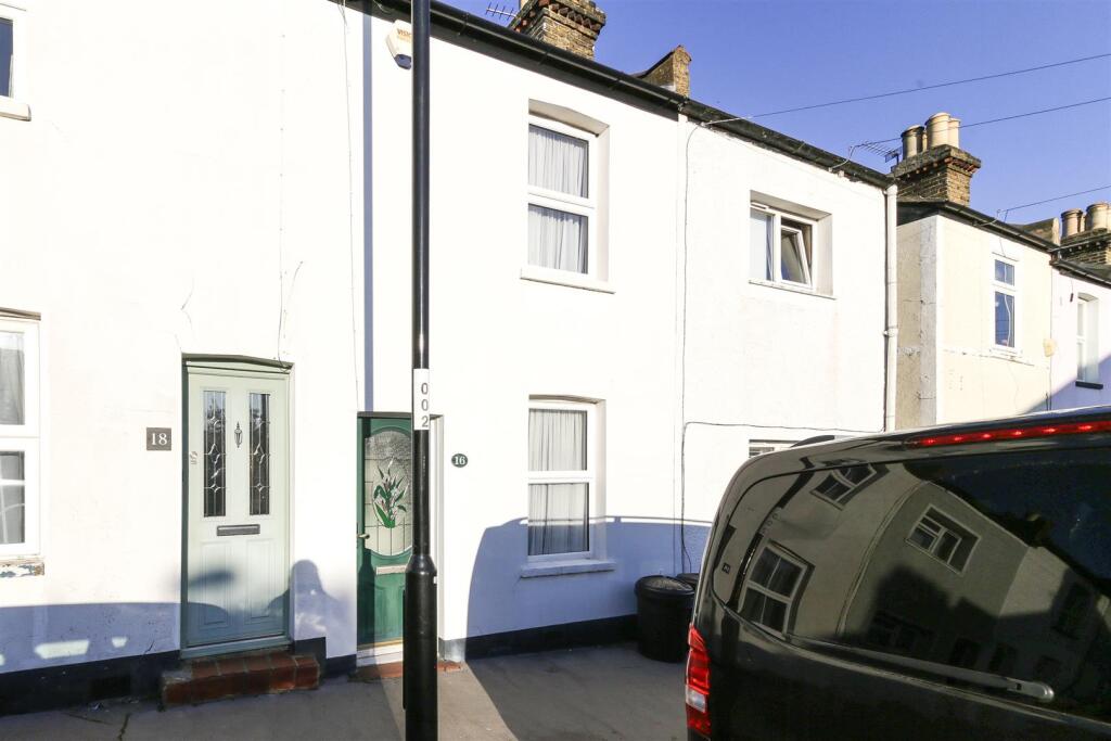 Main image of property: Love Lane, South Norwood