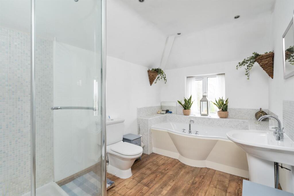 Additional image 19 of Warwick Road, Knowle