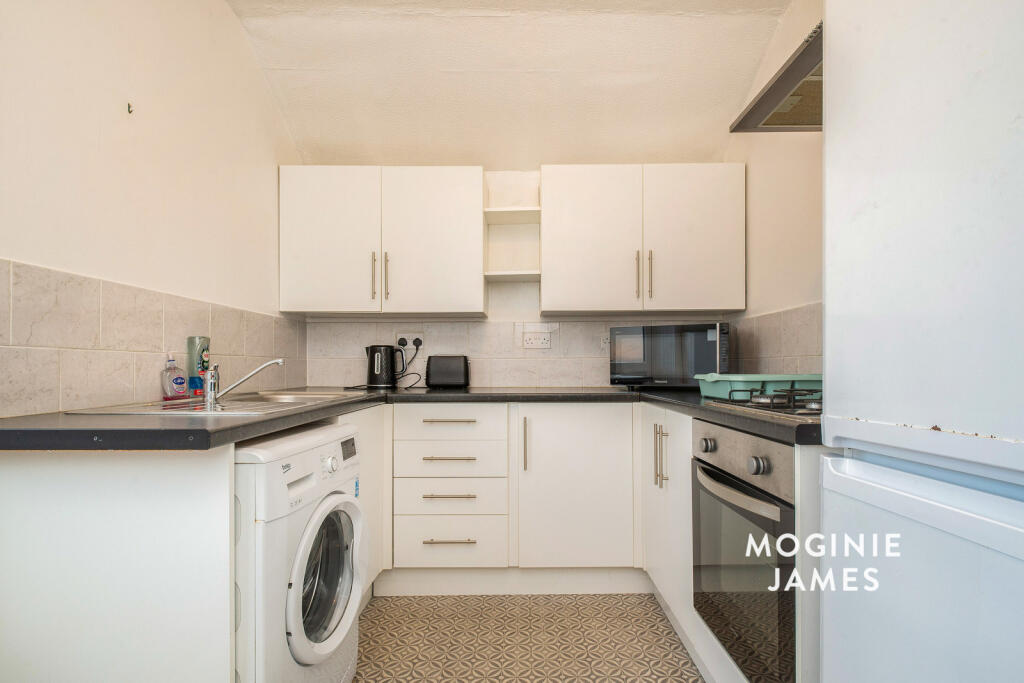 Main image of property: Wellfield Road FFF, Roath, Cardiff, CF24