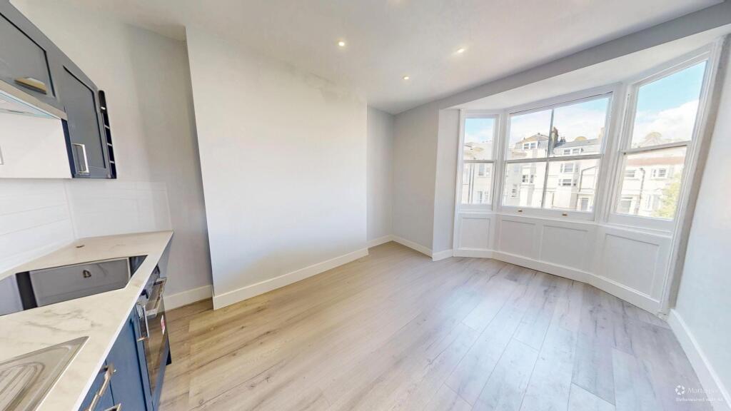 Main image of property: Clarence Square, City Centre, Brighton, BN1